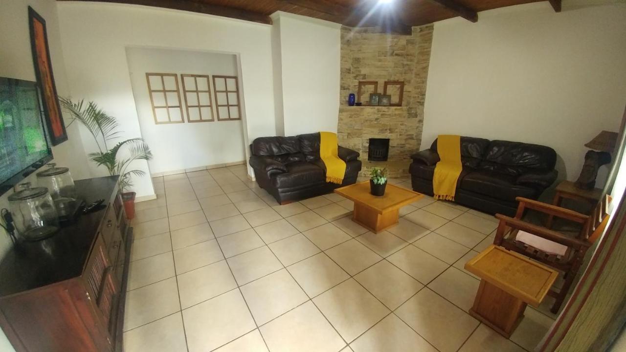 Four Seasons Self-Catering Guest House Graskop Exterior foto