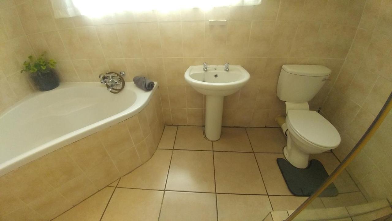 Four Seasons Self-Catering Guest House Graskop Exterior foto